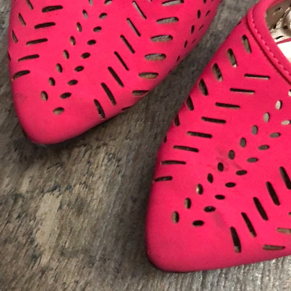 Bright Pink Flats! - Picture 2 of 3